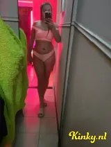 Sarah - New in your city! First Time in Holland!