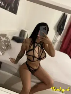 vannessa-escort-via-kinky-69a1be9ba53f1a0012e194b9