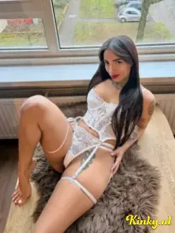 aisha-prive-ontvangst-via-kinky-69a1ab822dc1c60013365cf7