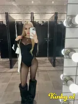 Meesteres Jina - Onderdanige slaafjes