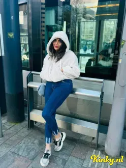 farah-prive-ontvangst-via-kinky-69c3da4d24dc5800143ad19c