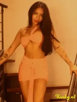 violetta-escort-via-kinky-69a6e4f528ef940013ec1375