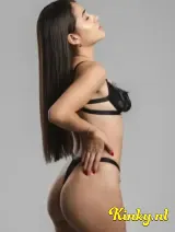 Valeria - I came back baby!