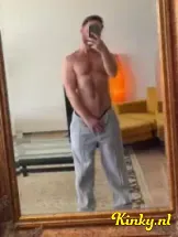 max-escort-via-kinky-69b4079dd730b00013bb66a1