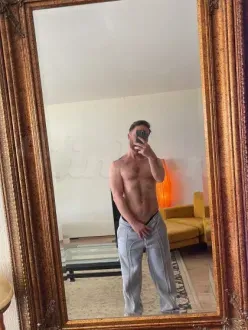 alexander-escort-via-kinky-69b4079dd730b00013bb66a1