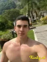 nicolas-escort-via-kinky-69ab3183a297090012b4699e