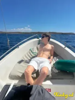 gustavo-escort-via-kinky-69b2d10727764600137371d8