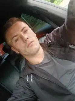 ionut-escort-via-kinky-6a0d7186e2603c0013a3303d