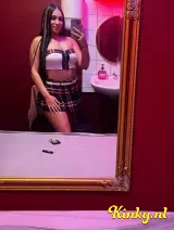 Daria - New girl  full service 