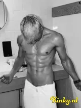 Leo - 🍆|extreme|dominant|20CM|BFE|switch|3somes😈