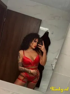 brianna-escort-via-kinky-69c954954373ac00133b0827