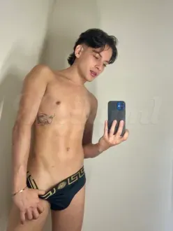 matteo-escort-via-kinky-69fb6534c8ef3c00136f70a9