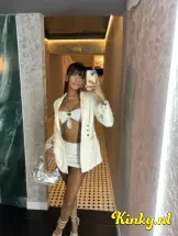 anye-escort-via-kinky-69c3f9113c926c001391948d