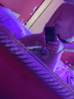 alyna-escort-via-kinky-69f1deabc8ef3c00136f6477