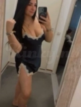 Andreina - Sweet, fun… and dangerously sexy