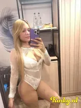 Sharon - Beautiful young sharon