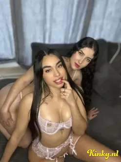 violeta-&-esmeralda-prive-ontvangst-via-kinky-69c4680562dae10013075f37