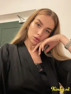 kira-prive-ontvangst-via-kinky-69c3fa36b02099001305e010