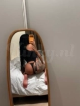 elisa-bdsm-via-kinky-69d19453f408d00013d1a25b