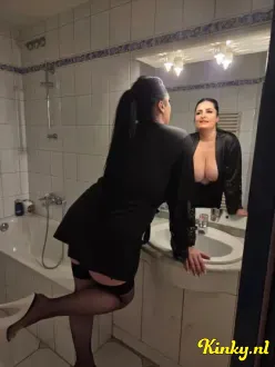 emma-escort-via-kinky-69c5213128ff890013e82460