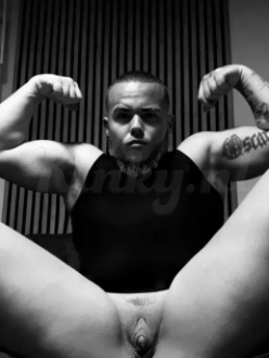 hugo-escort-via-kinky-69c5869362dae1001307614a