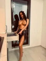 Lorette - New in town