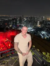 alexandru-escort-via-kinky-69da6860dbb9890013043418