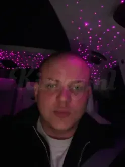 alexandru-escort-via-kinky-69dcd8c750a8a2001347f86f