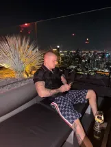 alexandru-escort-via-kinky-69da686ce2949b0013f32d34