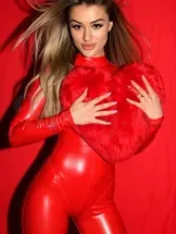 scarlett-bdsm-via-kinky-6a0cb7841aa45a0014e7af6b