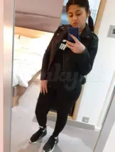 amira-escort-via-kinky-69e22873dbb9890013043dee