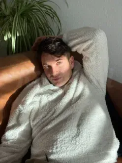 francis-escort-via-kinky-69e51375dbb9890013043f7b