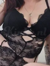 esmé-virtual-sex-via-kinky-69e8cb24c8ef3c00136f5a79