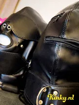 meesteres-niky-bdsm-via-kinky-664cd9efce23b1001a1e7e7e