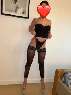 kym-escort-via-kinky-69fa06737cce690013a58bb4