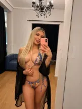 catalina-prive-ontvangst-via-kinky-6a201f7a51e10b0013ffce47