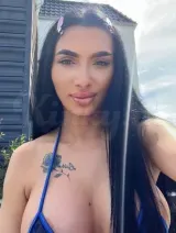 Zeynep - Zeynep luxe en discretie