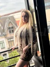nycol-escort-via-kinky-6a2b3421e4aefe00139fdbbf
