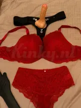 ana-bdsm-via-kinky-6a1ea53119b9df0013288f4e
