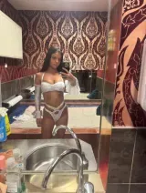 Morena - Party Girl!