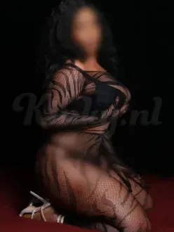 naomi-escort-via-kinky-69e6927b1f56ac0013aea8fb