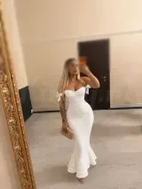 Yvonne - New Here First time Only Escort