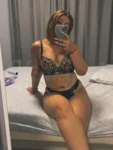 Nicole - Queen of squirting xx party girl