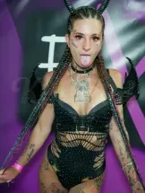 blazy-escort-via-kinky-6a3fc58df01ea600127a592d