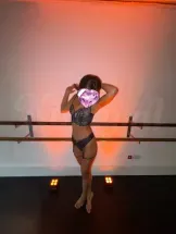 noël-escort-via-kinky-6a4e595d4aff9700136cd49a