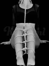 meesteres-livv-bdsm-via-kinky-6a450747a2db6e00123242a2