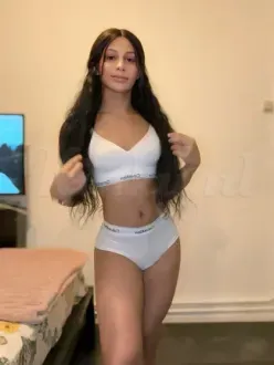 leslie-virtual-sex-via-kinky-6a4c48dddbfc05001399ea43