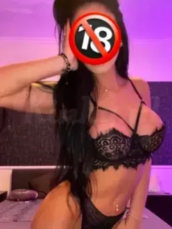 lizzy-escort-via-kinky-6a60fb82ec2c180013ac1492
