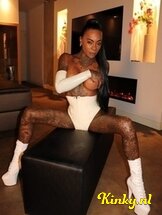 miss-venchy-bdsm-via-kinky-67199258ca497500133880bf