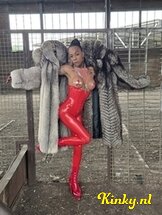 miss-venchy-bdsm-via-kinky-68179b6188e8e70013020309